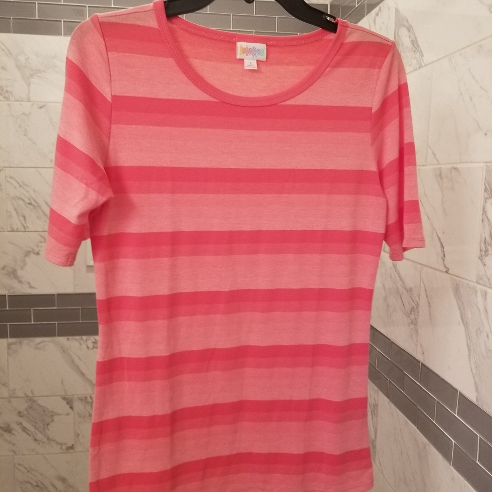 Lularoe Stripped womens Short sleeve Tee, Small